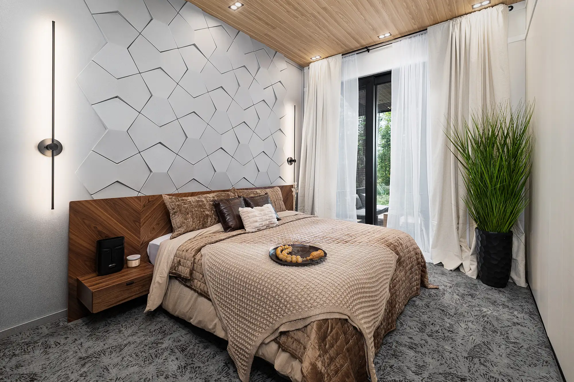 Modern bedroom interior design by Nargiza Usmanova, Burk’s Falls Cottage, Ontario