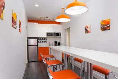 MAX TV Corporate Office